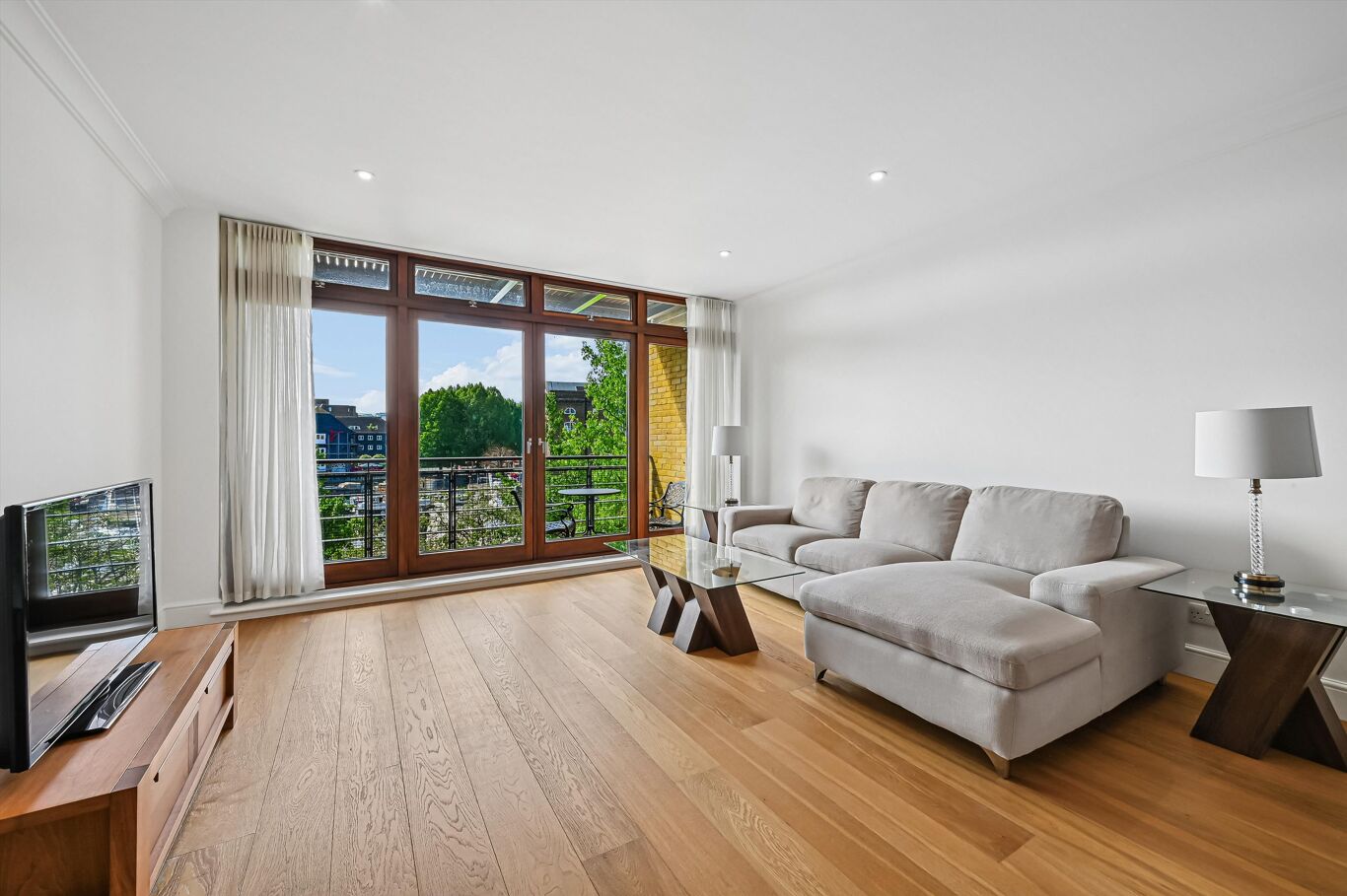 Image of Jacana Court, Star Place, Wapping, London, E1W.