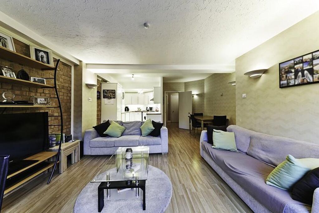 Image of Gun Place, Wapping Lane, Wapping, London, E1W