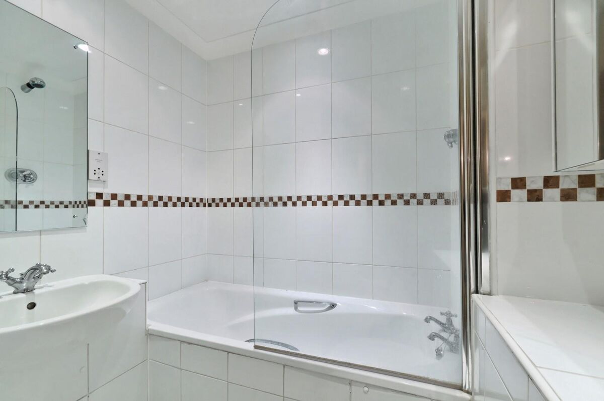 flat to rent in The Gallery, Ludgate Hill, City, London, EC4M ...