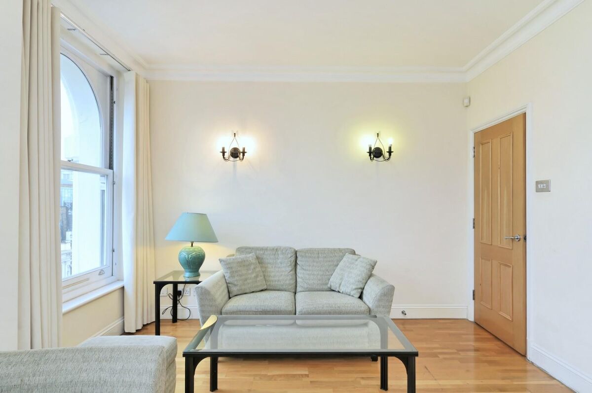 Flat To Rent In The Gallery, Ludgate Hill, City, London, Ec4m 