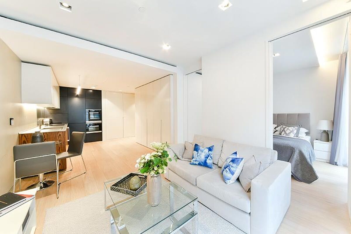 flat to rent in Vicary House, St Barts Square, Barbican, London, EC1A