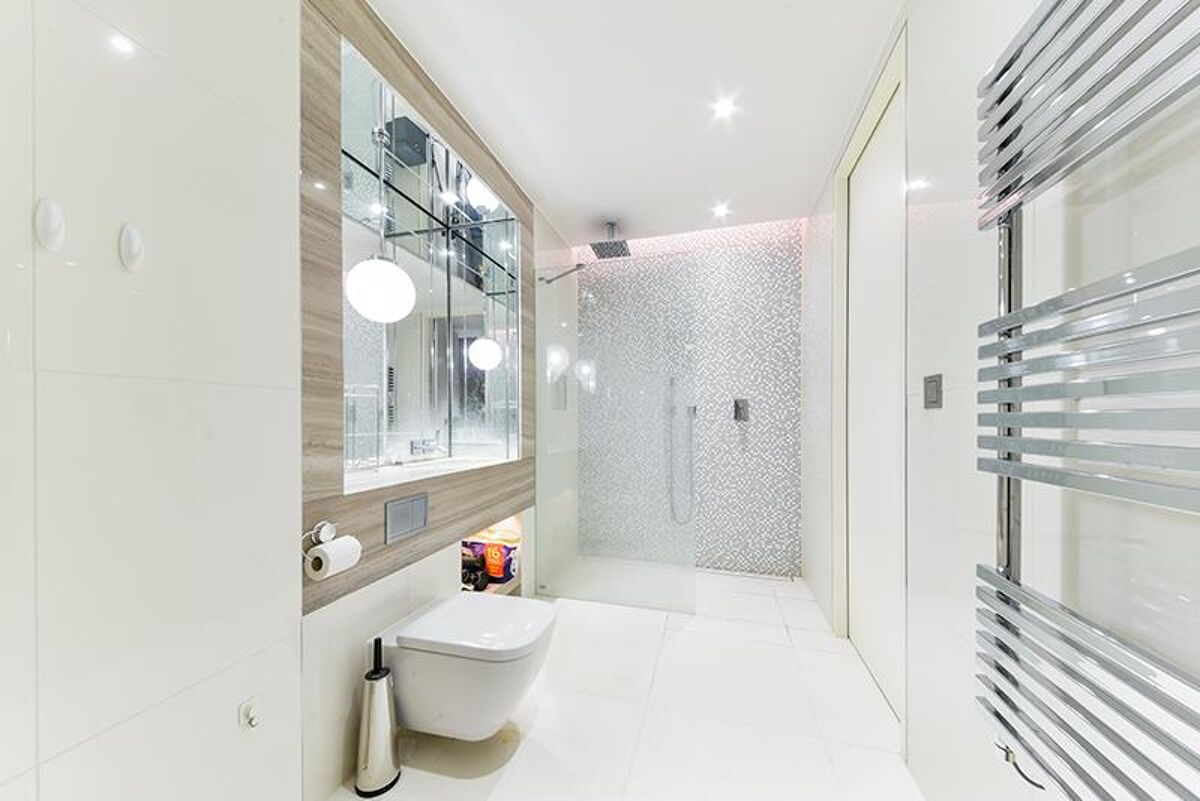 flat to rent in Sugar Quay, Landmark Place, Water Lane, City, London