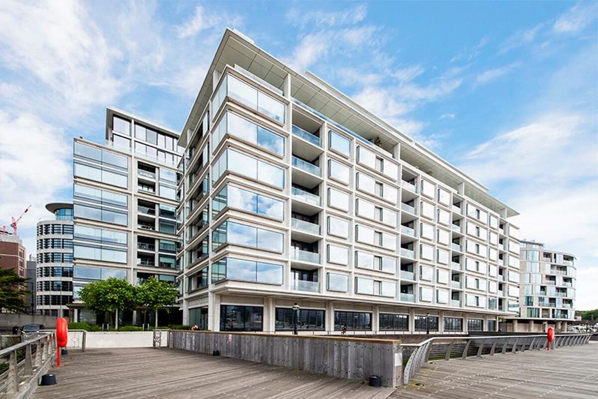 flat to rent in Sugar Quay, Landmark Place, Water Lane, City, London