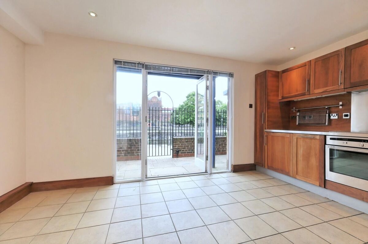 house to rent in Peartree Lane, Wapping, London, E1W - WAQ99092 ...