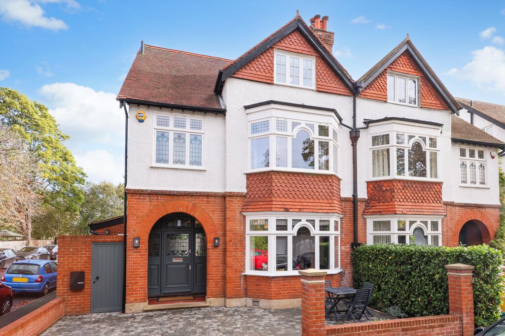 Image of Curzon Road, Weybridge, Surrey, KT13