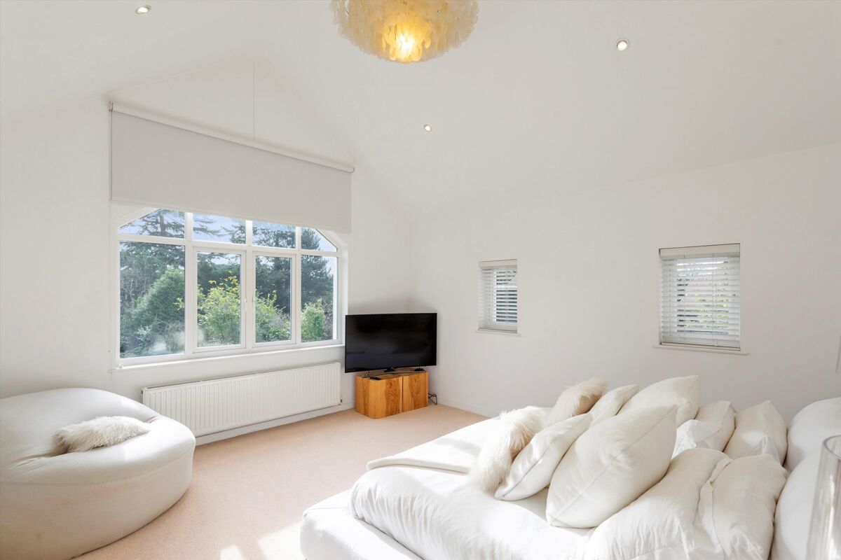 house for sale in The Paddocks, Weybridge, Surrey, KT13 WBE012037860