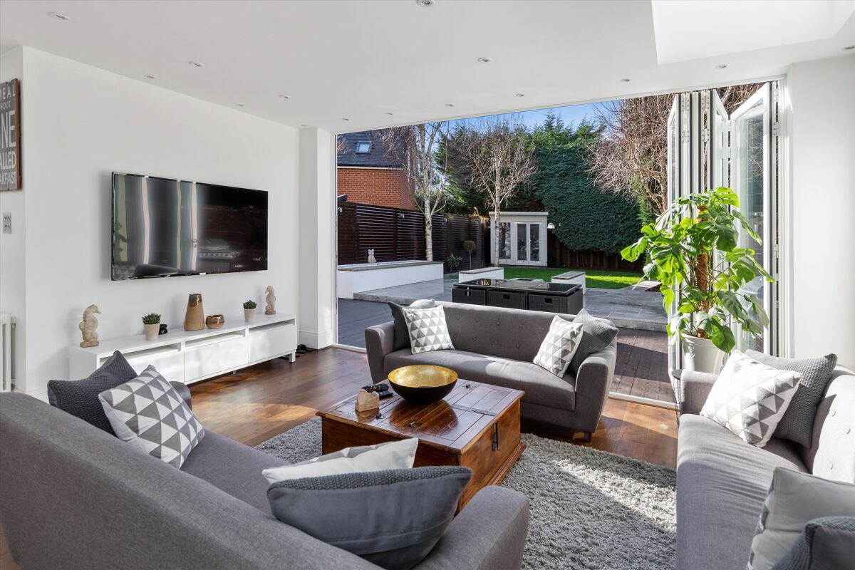 house for sale in Monument Green, Weybridge, Surrey, KT13