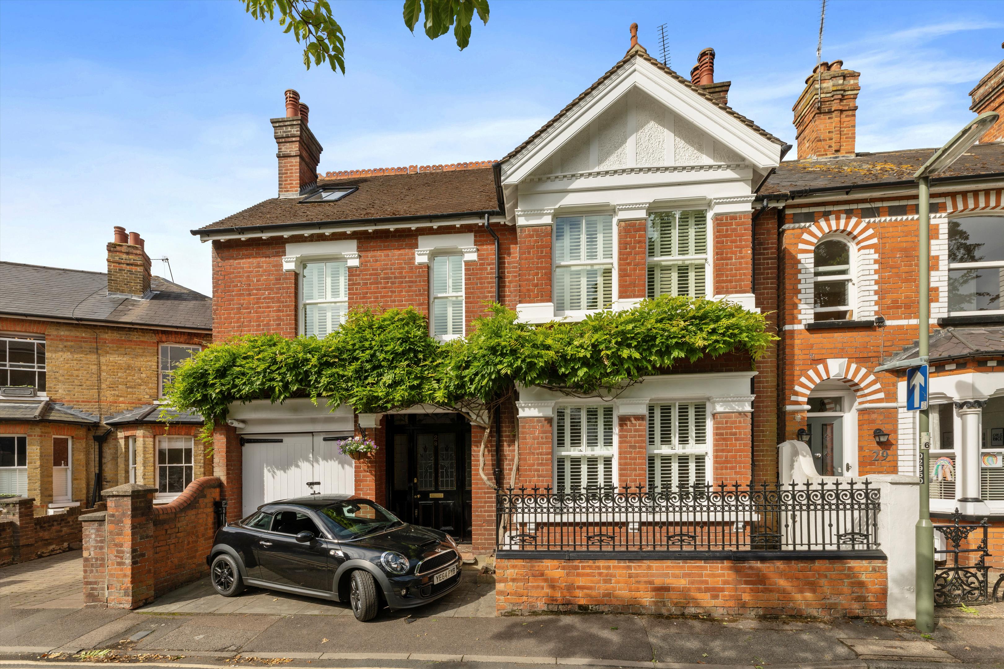 house for sale in Monument Green, Weybridge, Surrey, KT13