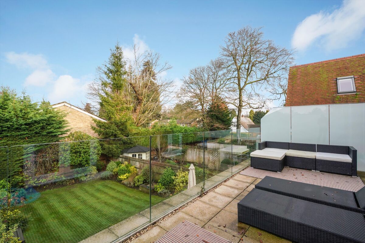 house for sale in Queens Road, Weybridge, Surrey, KT13 WBE012049496