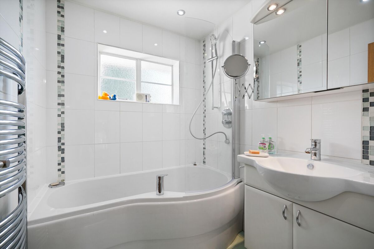 house for sale in The Fairway, Weybridge, Surrey, KT13 WBE012051809