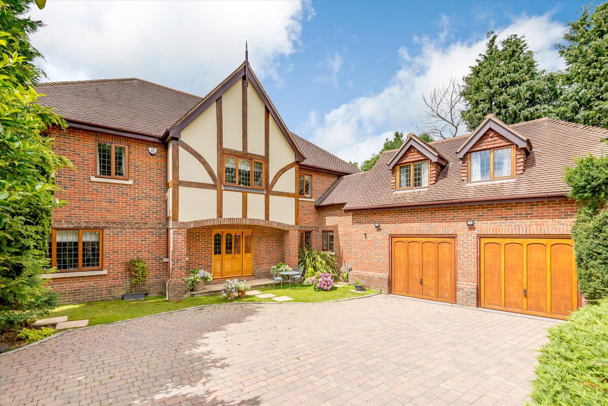 house for sale in Weybridge Park, Weybridge, Surrey, KT13 ...