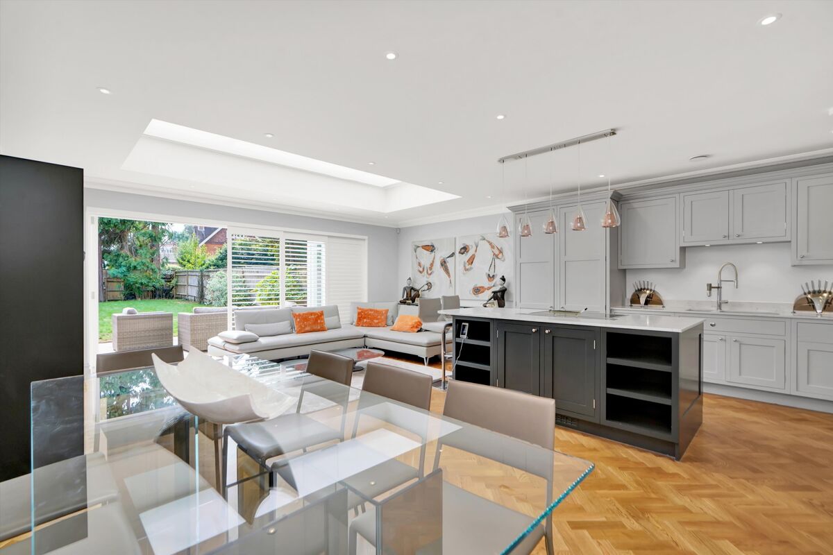 house for sale in Oatlands Court, St. Marys Road, Weybridge, Surrey