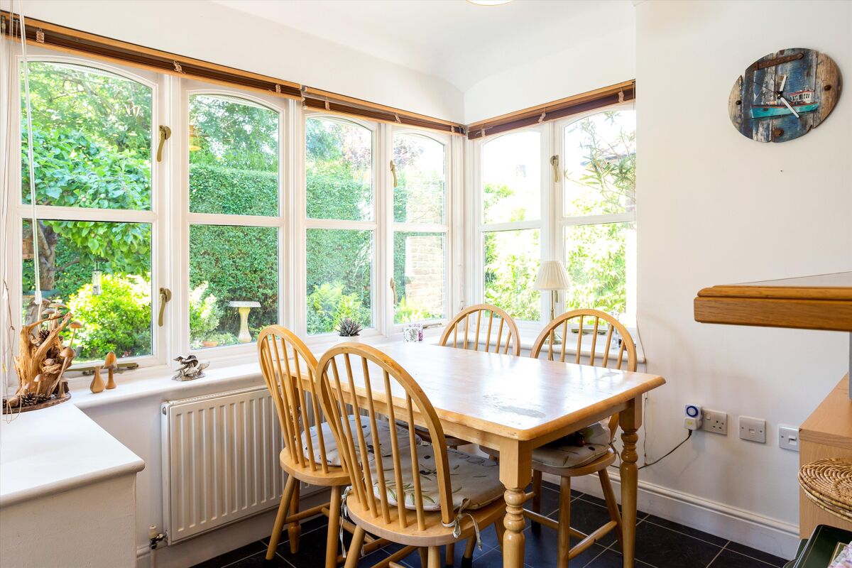 house for sale in Grotto Road, Weybridge, Surrey, KT13 WBE012111461