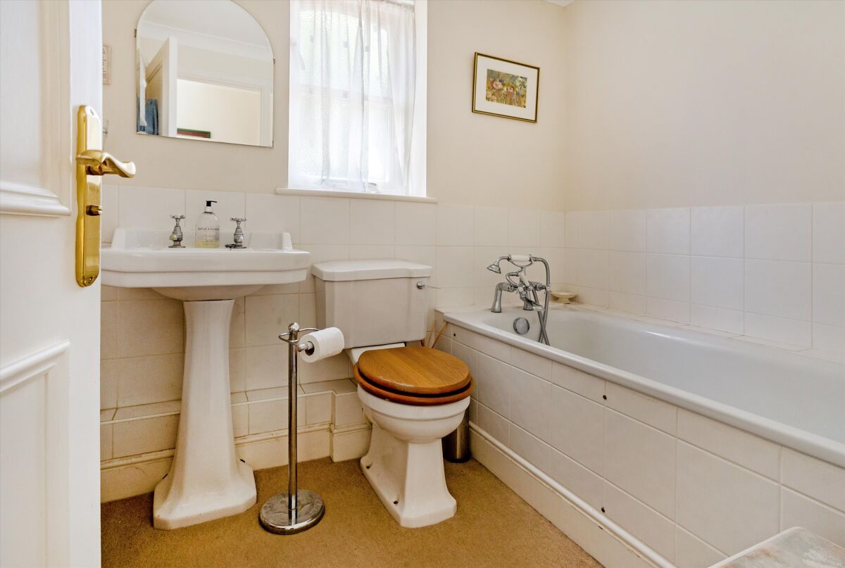 house for sale in Grotto Road, Weybridge, Surrey, KT13 WBE012111461