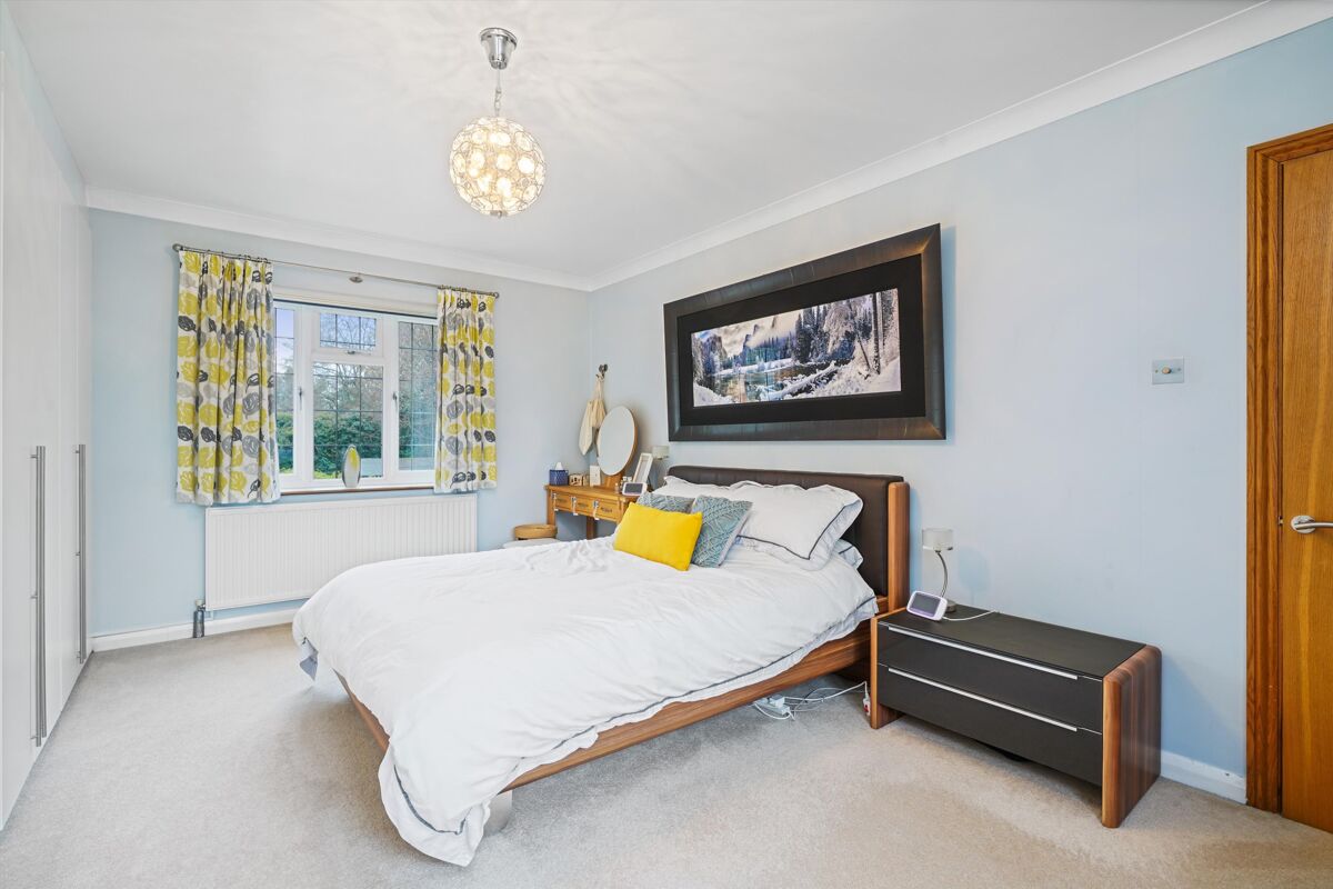 house for sale in Oatlands Chase, Weybridge, Surrey, KT13