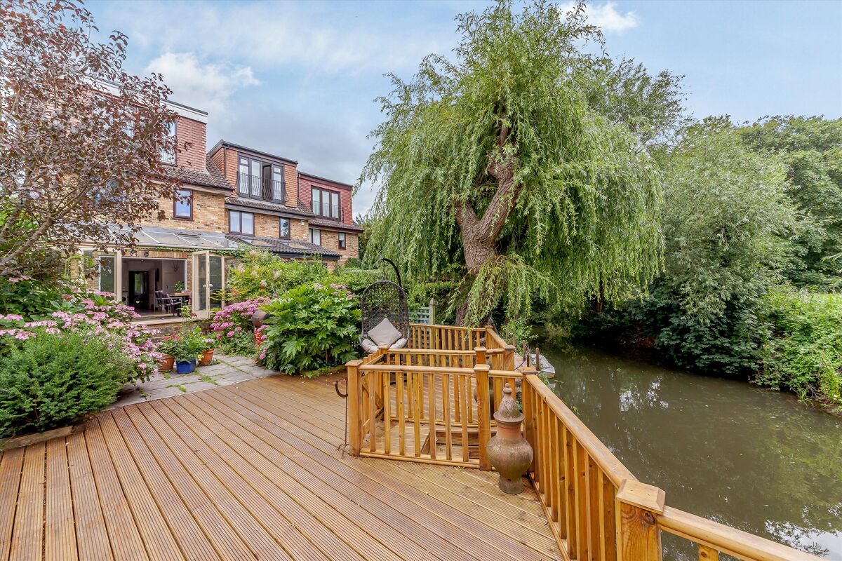 house for sale in The Willows, Weybridge, Surrey, KT13 WBE012149566