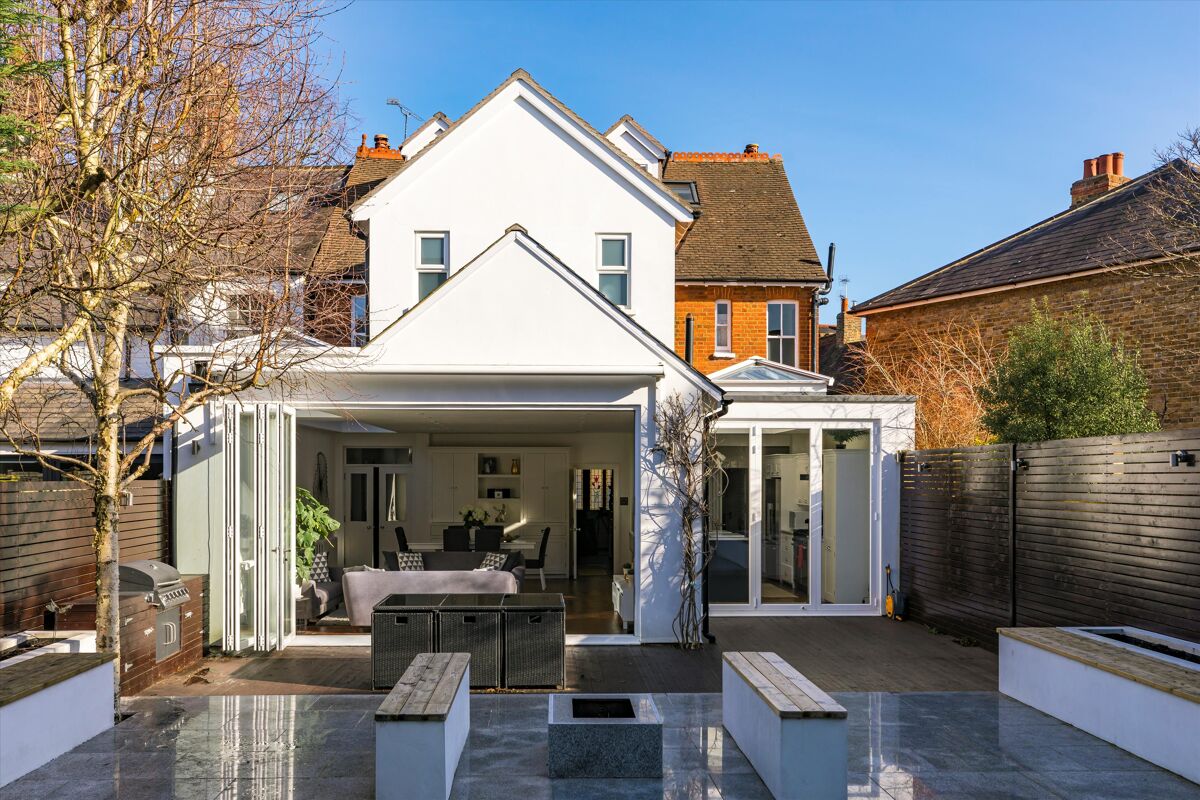 house for sale in Monument Green, Weybridge, Surrey, KT13