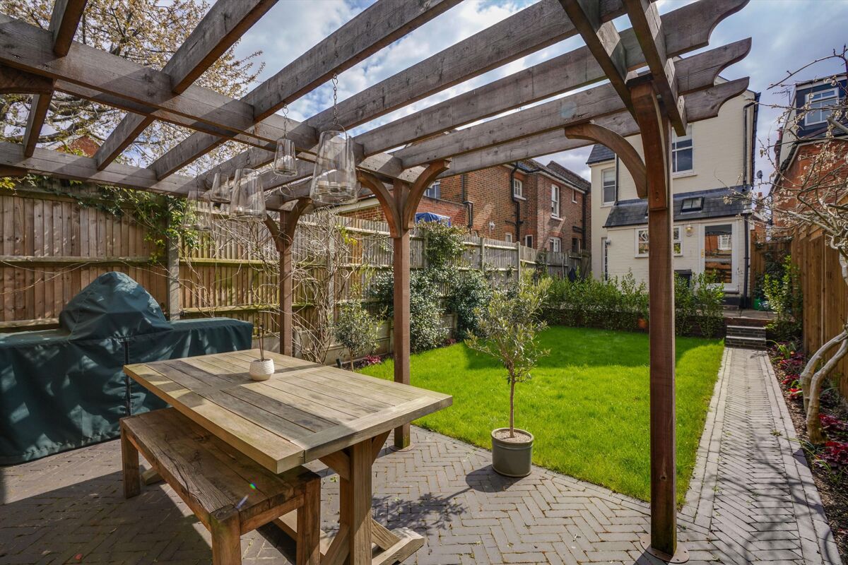 house for sale in Glencoe Road, Weybridge, Surrey, KT13 WBE012173312