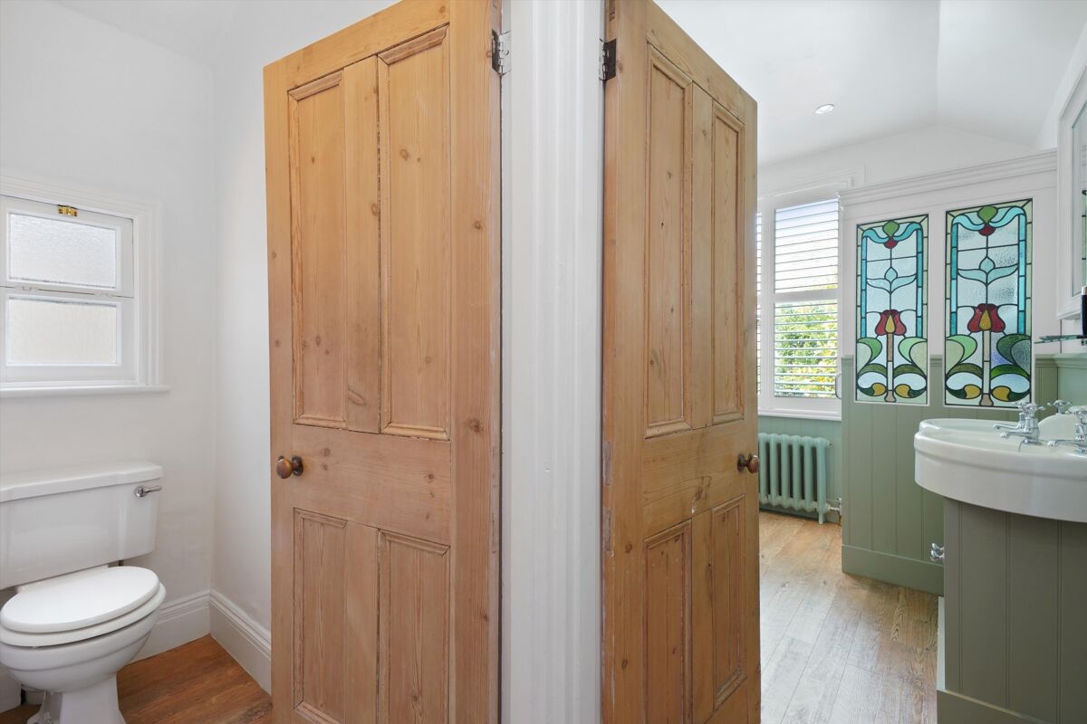 house for sale in Springfield Meadows, Weybridge, Surrey, KT13