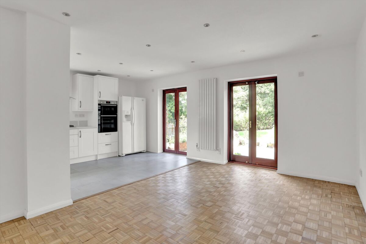 house for sale in Cranmer Close, Weybridge, Surrey, KT13 WBE012204765