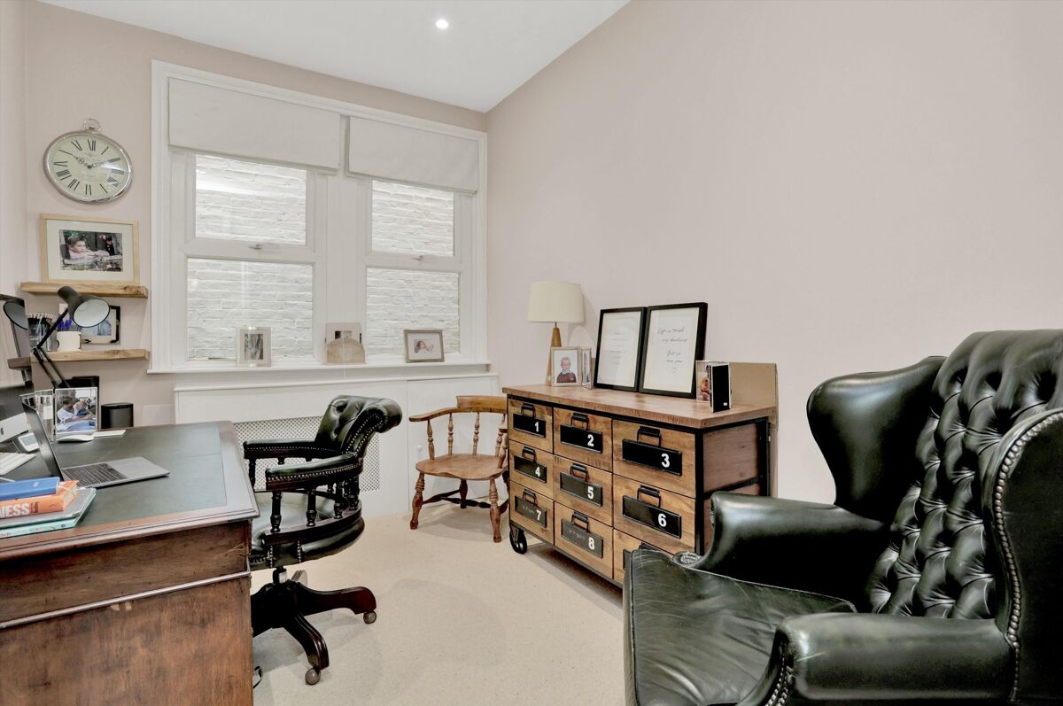 house for sale in Holstein Avenue, Weybridge, Surrey, KT13