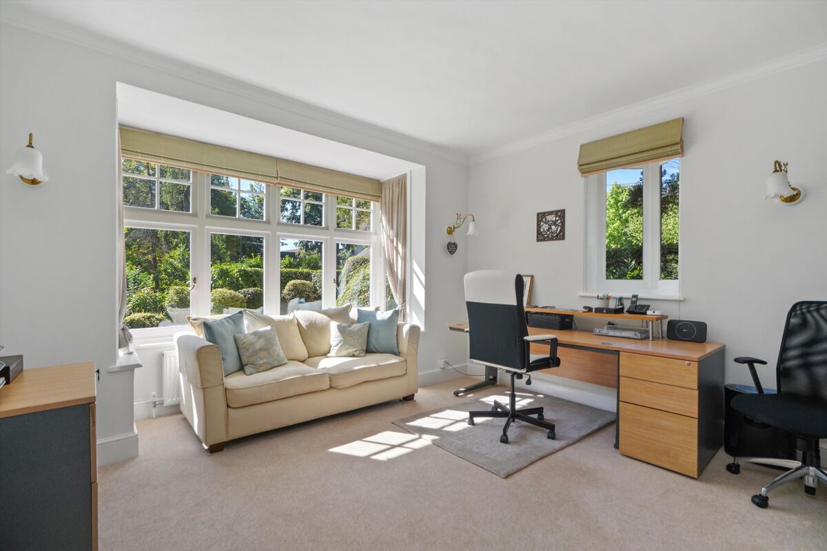 house for sale in Woodside Road, Cobham, Surrey, KT11 WBE012220224