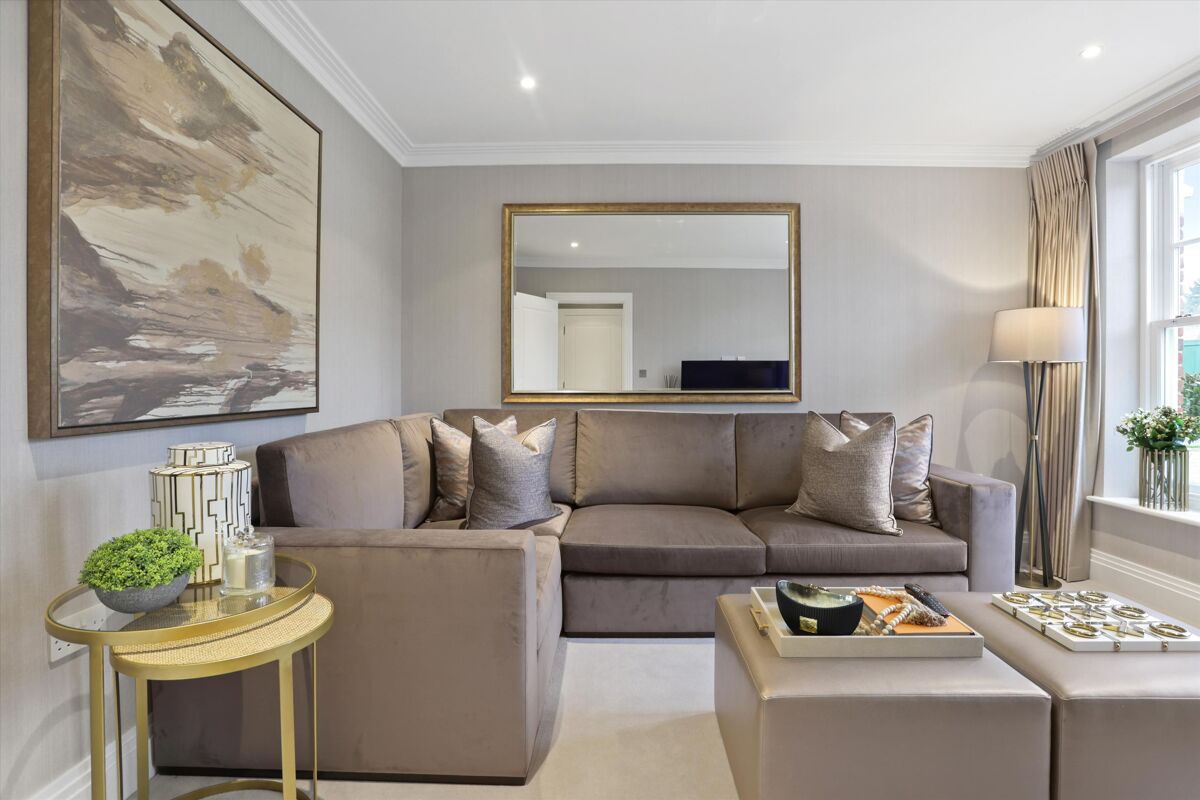 house for sale in Broadoaks Park Road, West Byfleet, Surrey, KT14