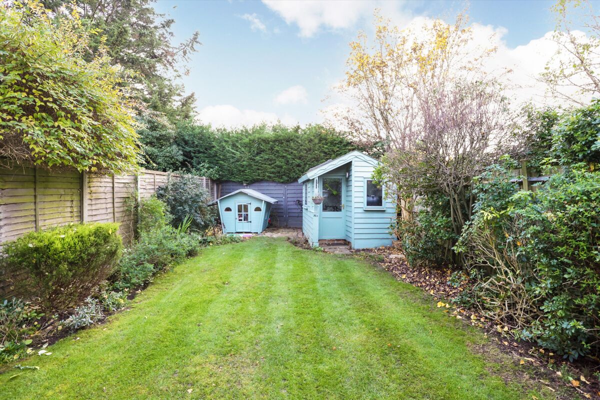 house for sale in Oakdale Road, Weybridge, Surrey, KT13 WBE012271024