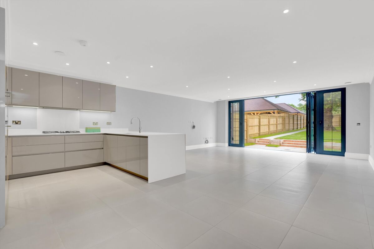 house for sale in Broadoaks Park Road, West Byfleet, Surrey, KT14