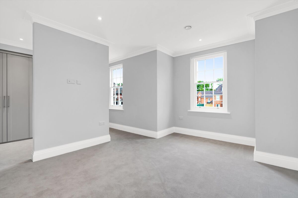 house for sale in Broadoaks Park Road, West Byfleet, Surrey, KT14