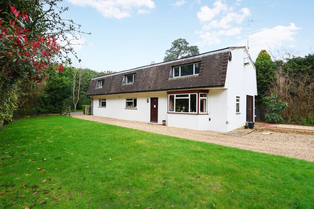 Image of Camp End Road, Weybridge, Surrey, KT13