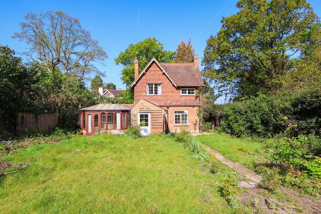 Image of Granville Road, St George's Hill, Weybridge, Surrey, KT13