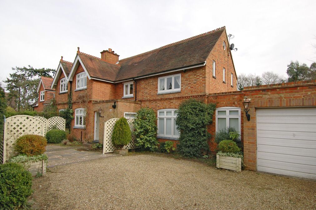 Image of Ellesmere Road, Weybridge, Surrey, KT13