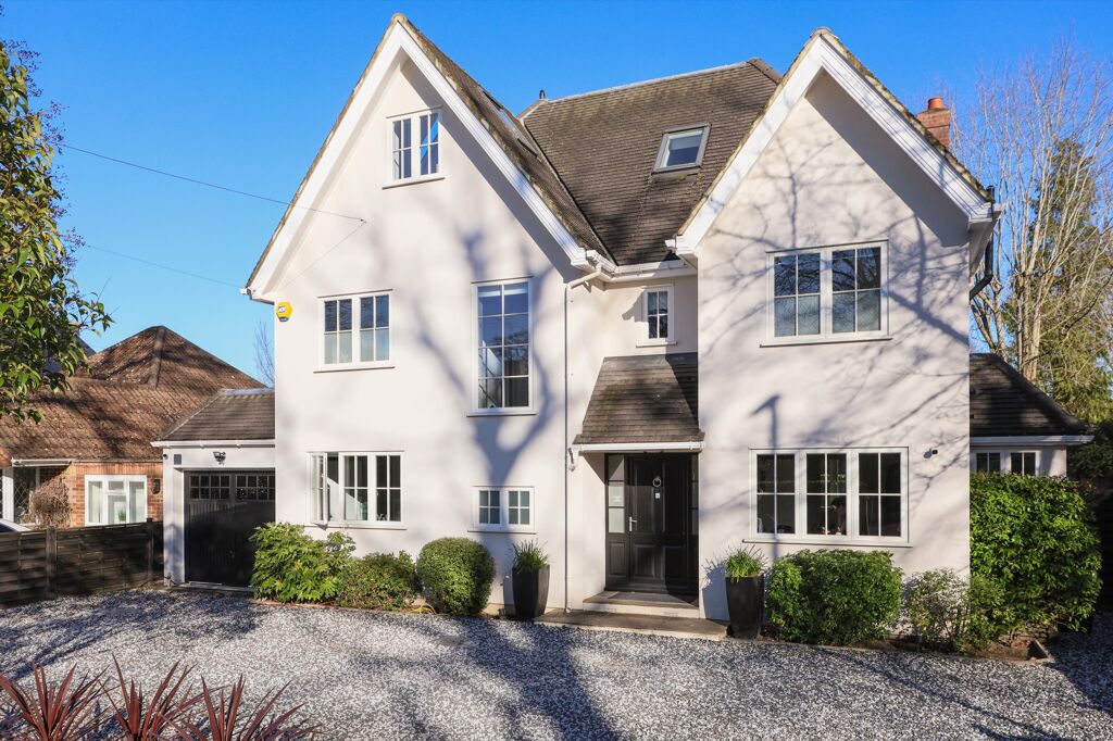 Image of Westcar Lane, Hersham, Walton-on-Thames, Surrey KT12