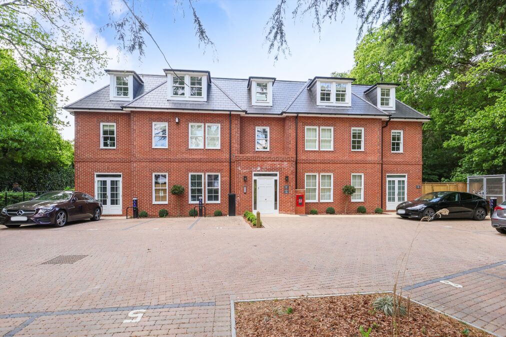 Image of St. Georges Avenue, Weybridge, Surrey, KT13