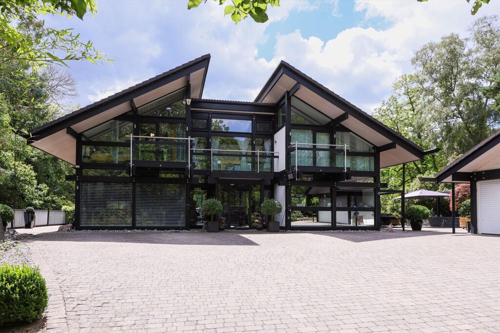 Image of Seven Hills Road, Cobham, Surrey, KT11