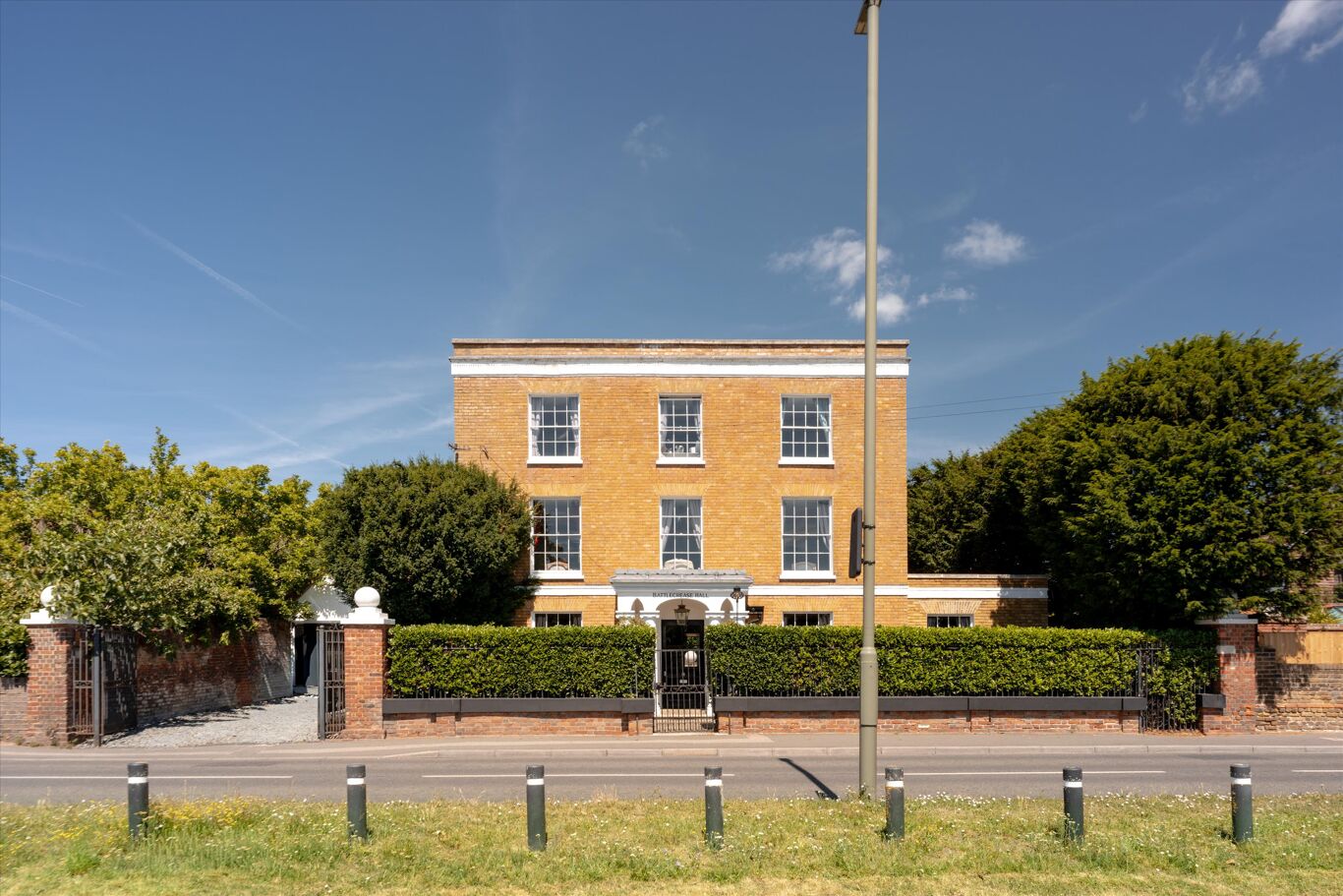 Image of Russell Road, Shepperton, Surrey TW17