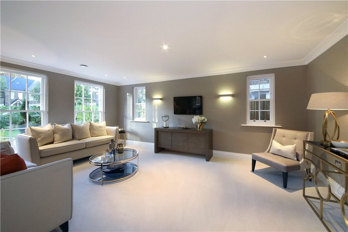 house for sale in Weybridge Park, Weybridge, Surrey, KT13 WBE170003