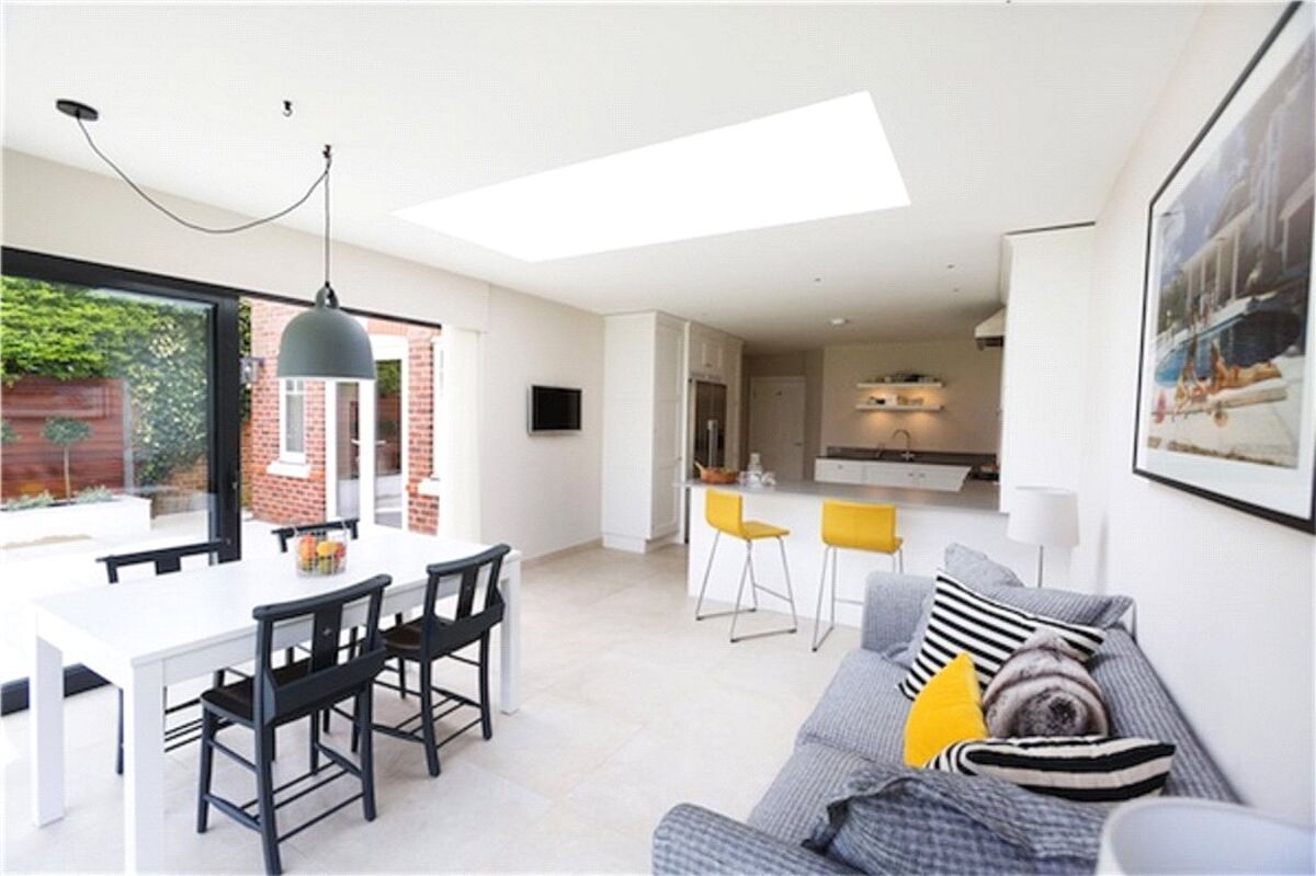 house for sale in Oatlands Chase, Weybridge, Surrey, KT13 WBE170097 Knight Frank