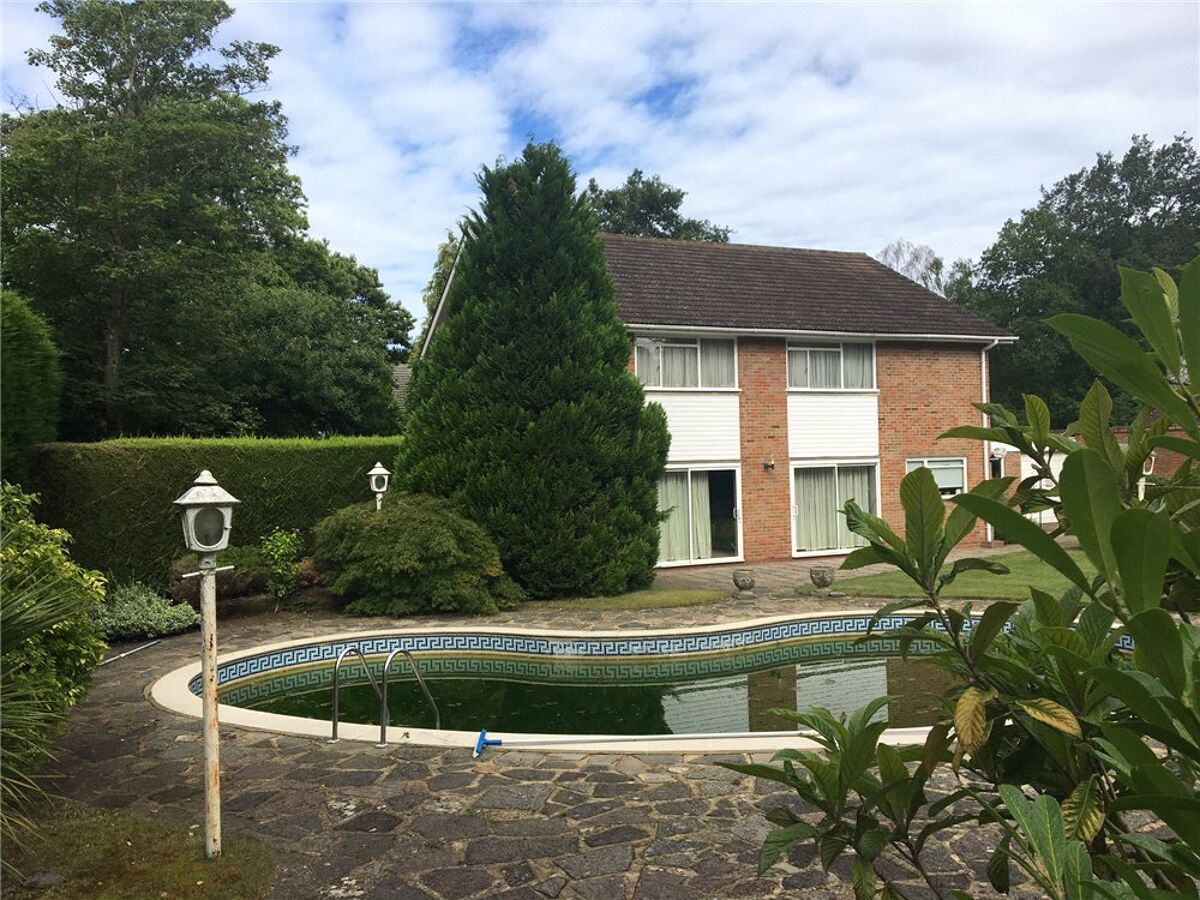 house for sale in Albury Road, Burwood Park, WaltononThames, Surrey