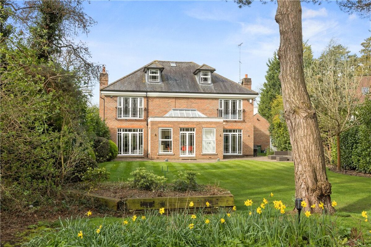 house for sale in The Fairway, Weybridge, Surrey, KT13 WBE170199