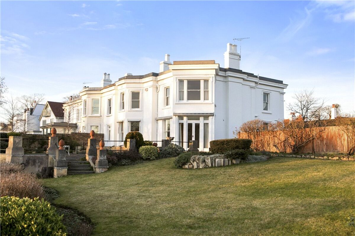 house for sale in Walton Lane, Shepperton, Surrey, TW17 WBE170201