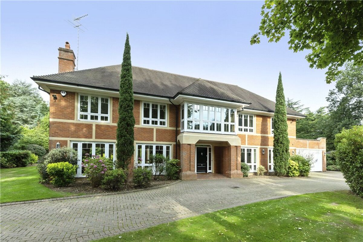 house for sale in Broadwater Road South, Burwood Park, WaltononThames