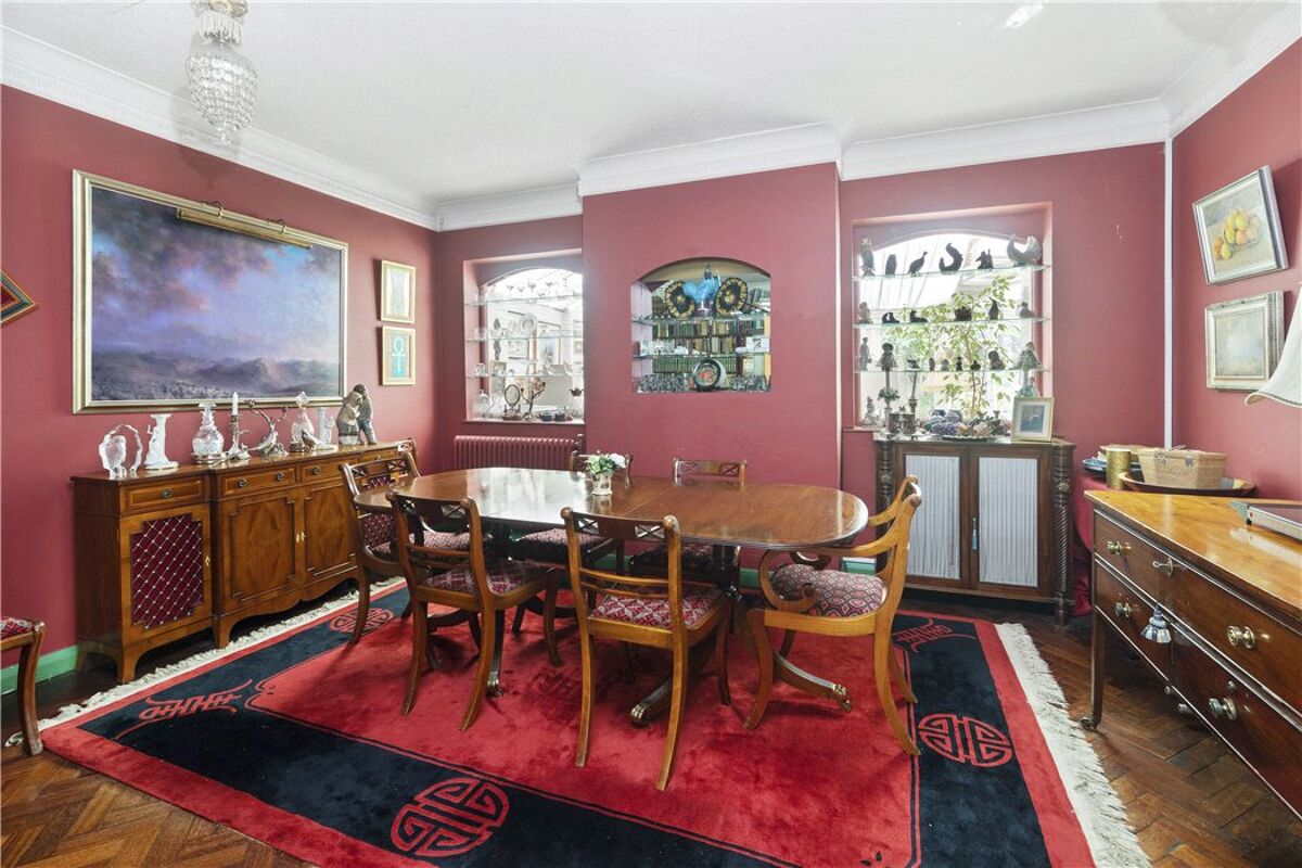 house for sale in Woburn Hill, Addlestone, Surrey, KT15 WBE180170