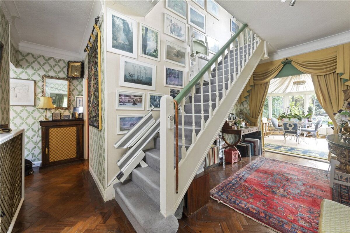 house for sale in Woburn Hill, Addlestone, Surrey, KT15 WBE180170