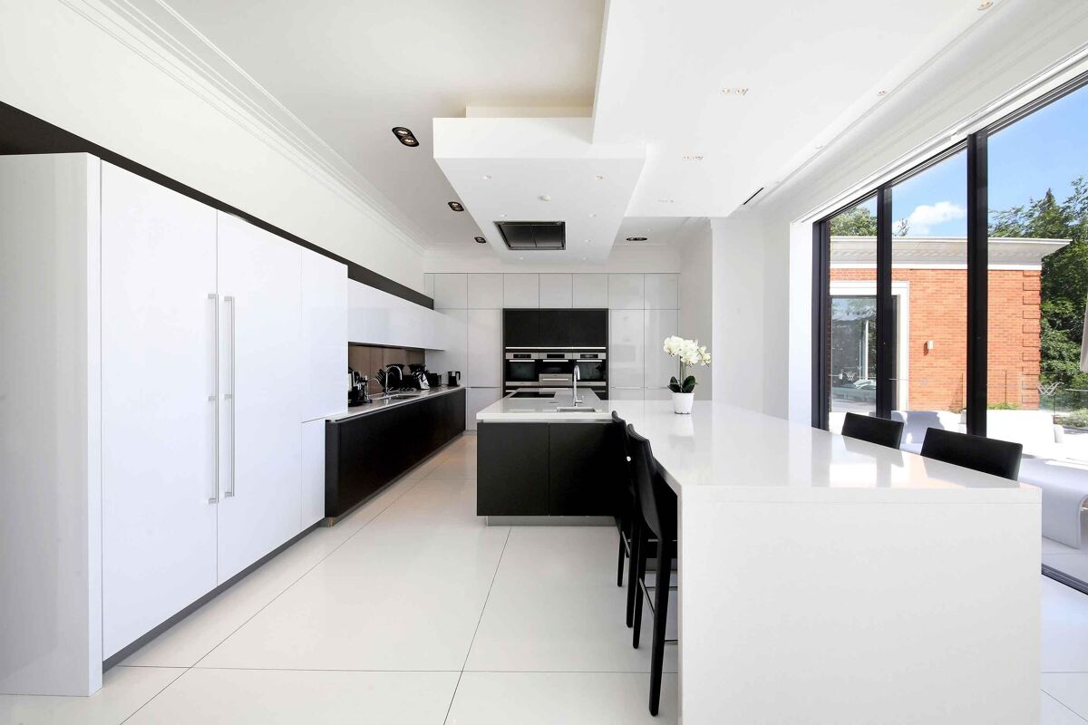 house for sale in Cavendish Road, St Hill, Weybridge, Surrey, KT13 WBE190042 Knight