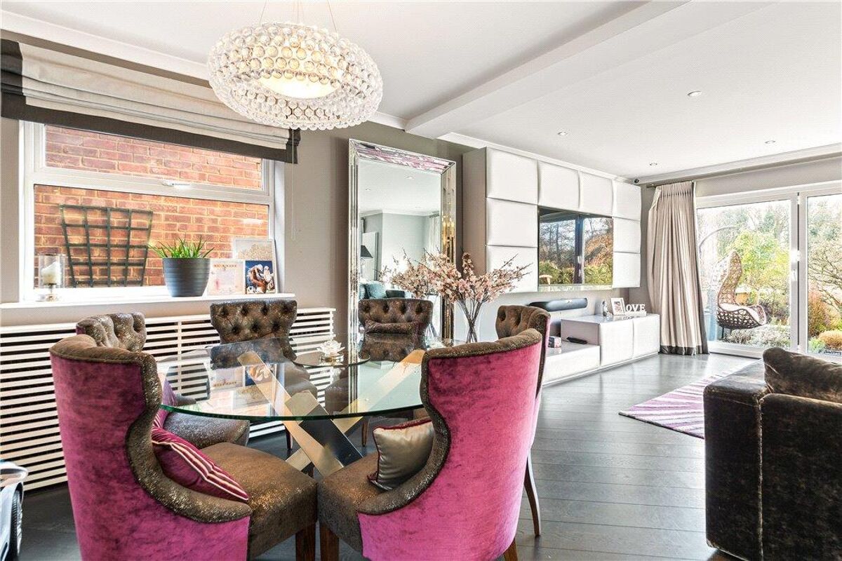 house for sale in Fortescue Road, Weybridge, Surrey, KT13 WBE190049