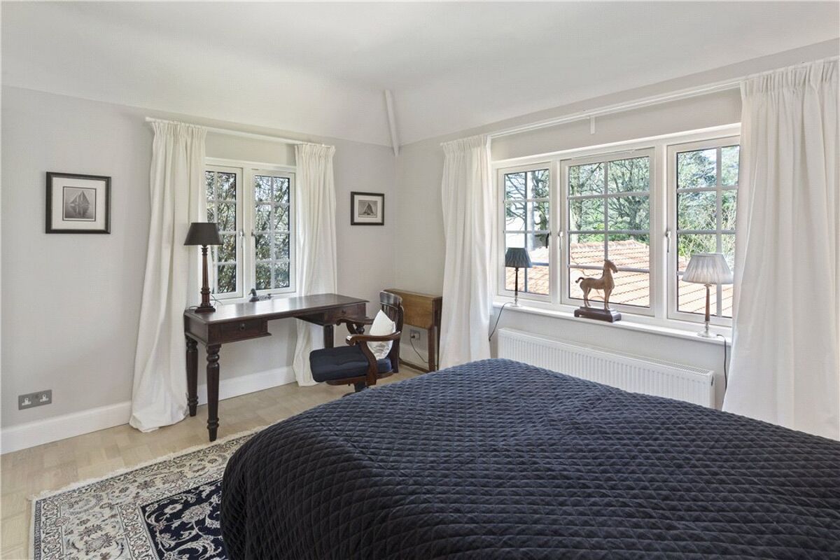 house for sale in Norfolk Farm Road, Pyrford, Surrey, GU22 WBE190064 Knight Frank