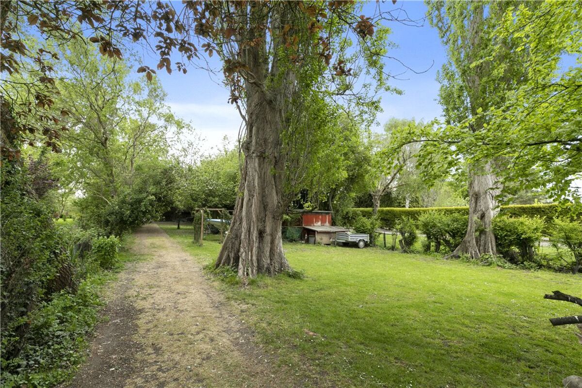 house for sale in Hamm Court, Weybridge, Surrey, KT13 WBE190076