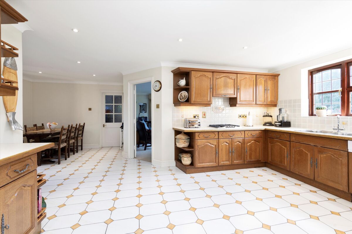 house for sale in Onslow Road, Burwood Park, WaltononThames, Surrey